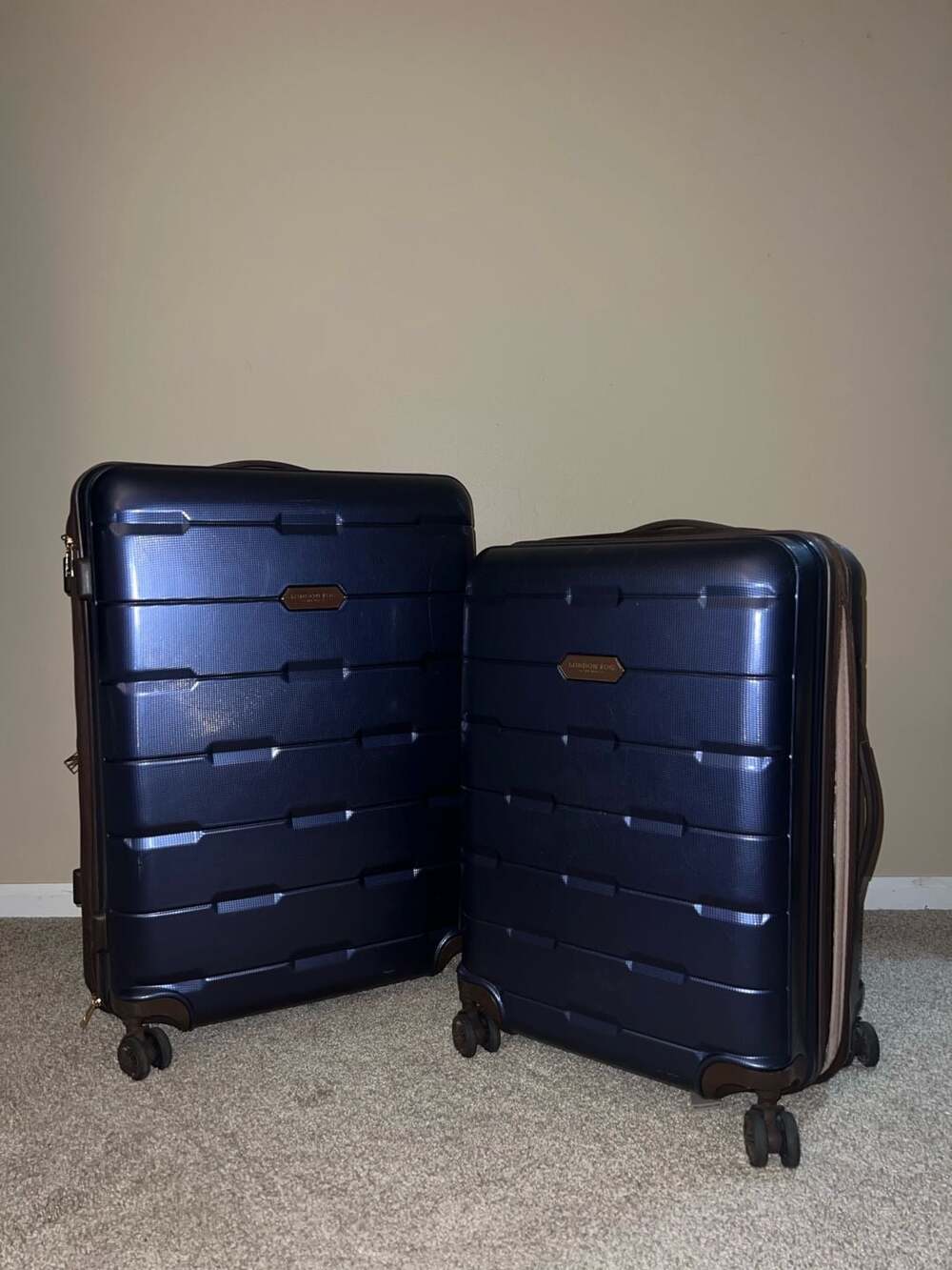 London Fog Brentwood Suitcase Navy Blue Hard Shell Style #8400